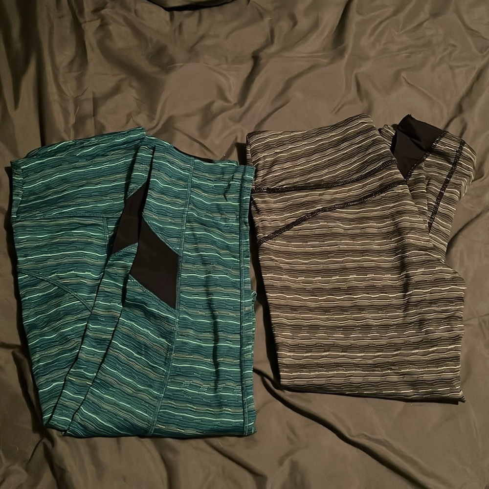 Mondetta Striped Capri Leggings